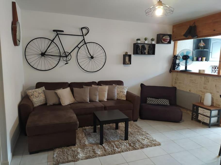 Joli Appartement Avec Grande Et Belle Terrasse, Au Pied De La Plage Du Grazel! Gruissan Ngoại thất bức ảnh