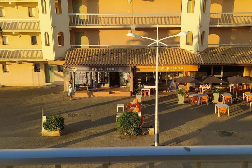 Joli Appartement Avec Grande Et Belle Terrasse, Au Pied De La Plage Du Grazel! Gruissan Ngoại thất bức ảnh